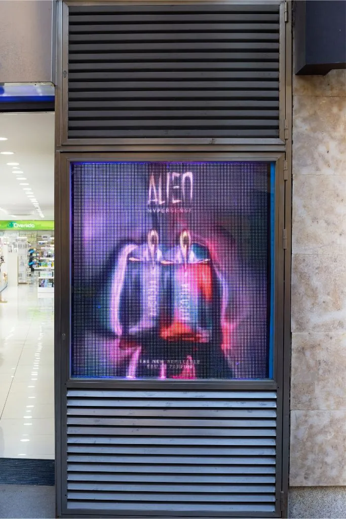 Perfumerías Avenida - PANTALLAS%206